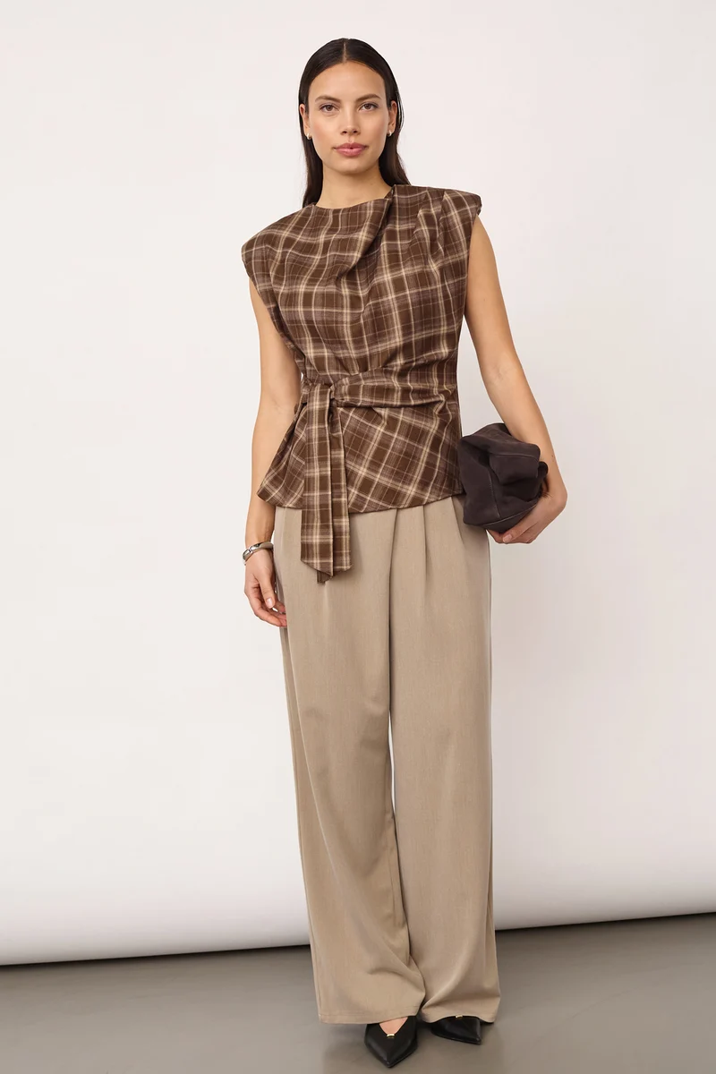 Dagny Check Pleat Top | Brown | Top fra Co'couture