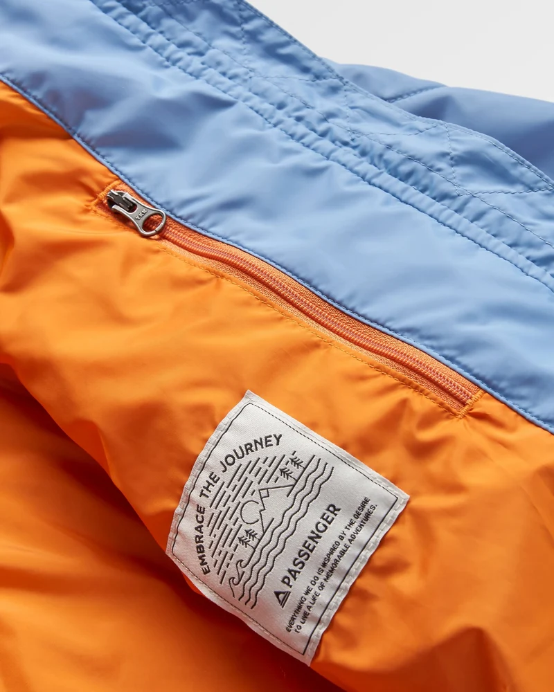 Flora Lange Isolierte Parka - Verblasstes Denim
