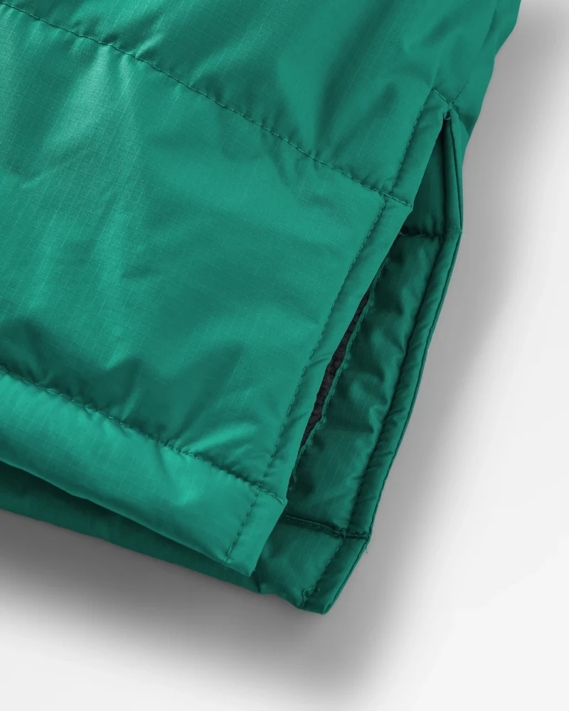 Escapism Sherpa Lined Changing Robe - Greenlake Escapism Sherpa Gefütterter Surf-Poncho - Greenlake