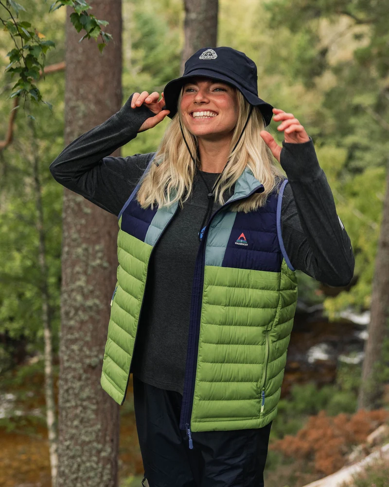 Northstar Daunenweste - Rich Navy/Pear Green/Arctic