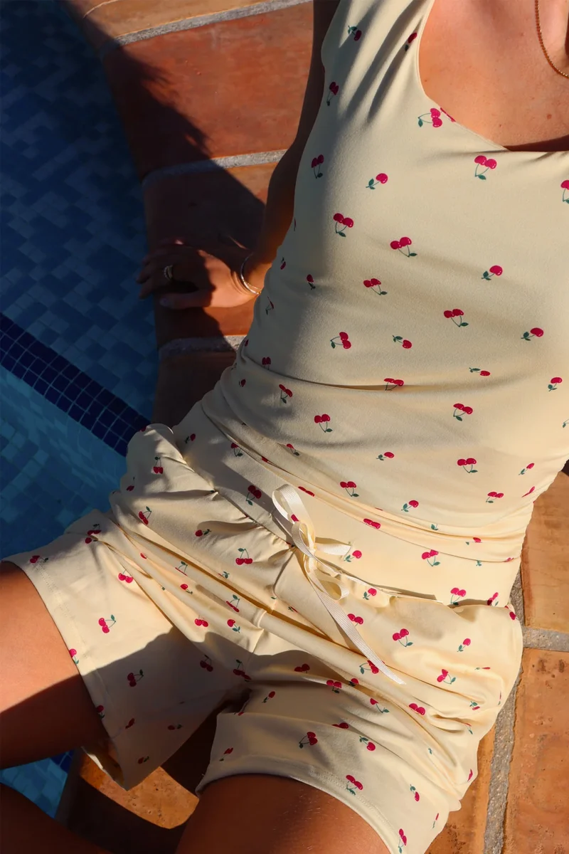 Alma Turn Top | Yellow Cherry