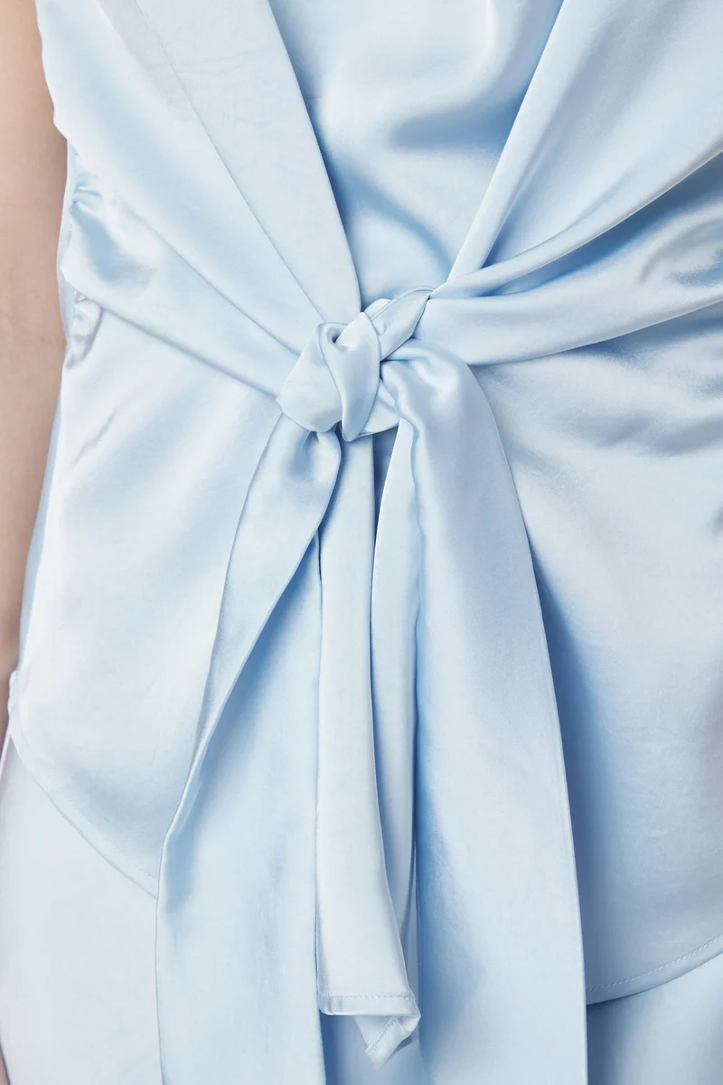 Katarim Heavy Sateen Top | Light Blue | Top fra Neo Noir