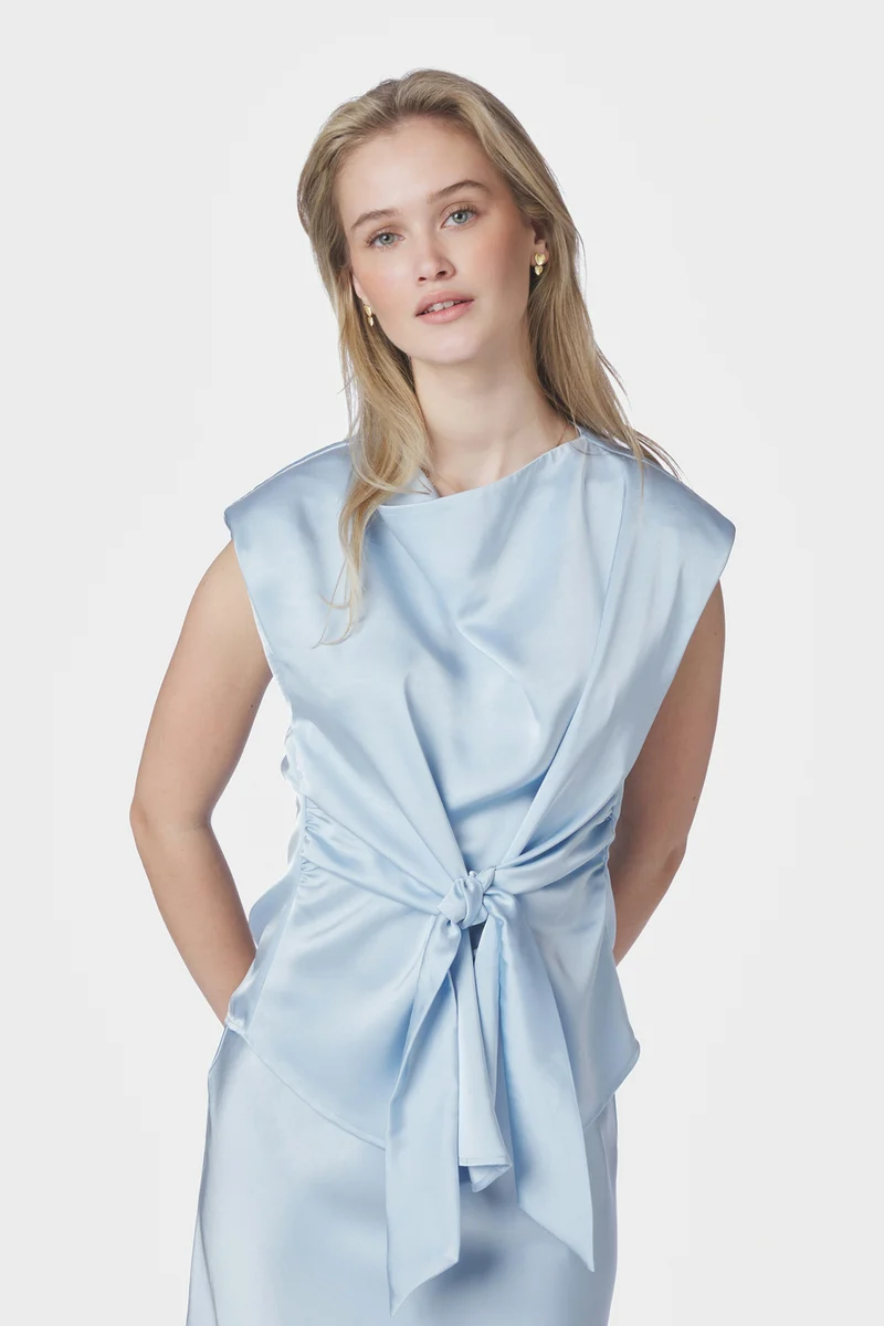 Katarim Heavy Sateen Top | Light Blue | Top fra Neo Noir