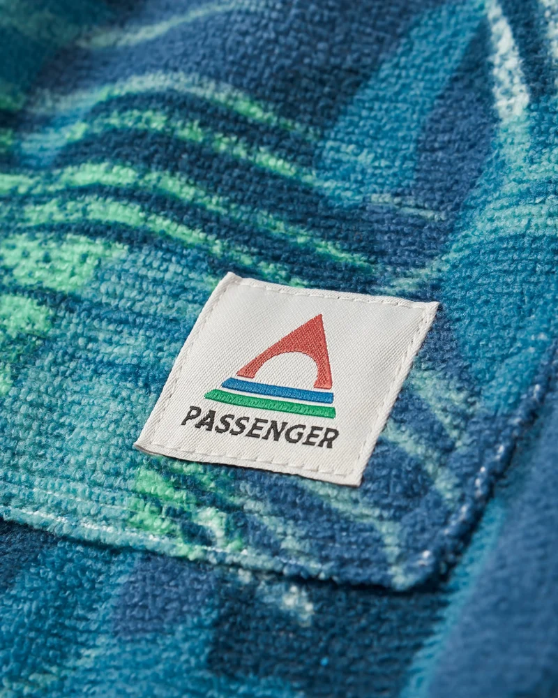 Tulum Surf-Poncho - Palm Camo Moonlight