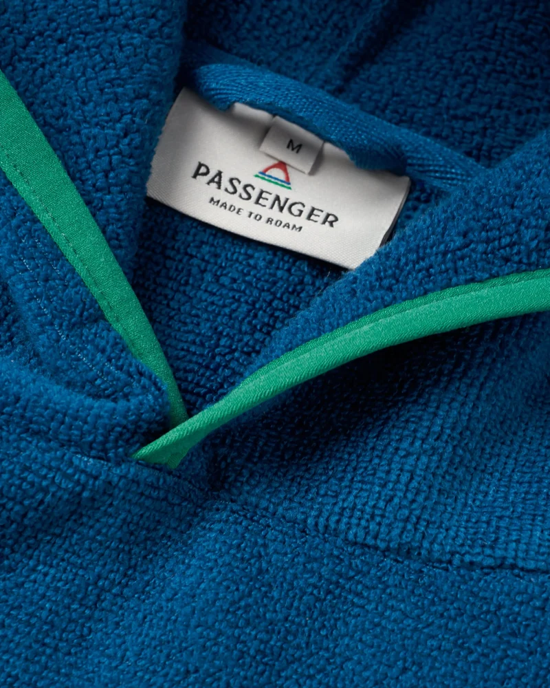 Tulum Surf-Poncho - Mondlichtblau/Dunkles Denim