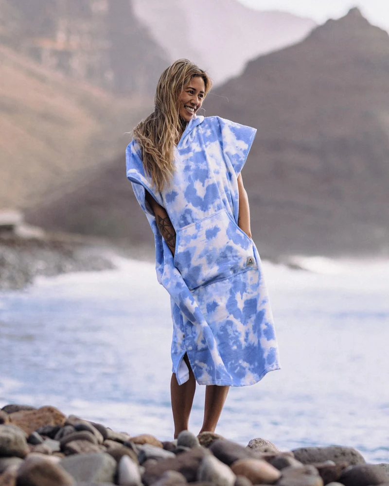 Tulum Surf-Poncho - Tie Dye Kornblume