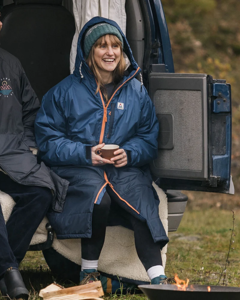 Waves Sherpa Lined Changing Robe - Dunkles Denim / Tiefes Navy