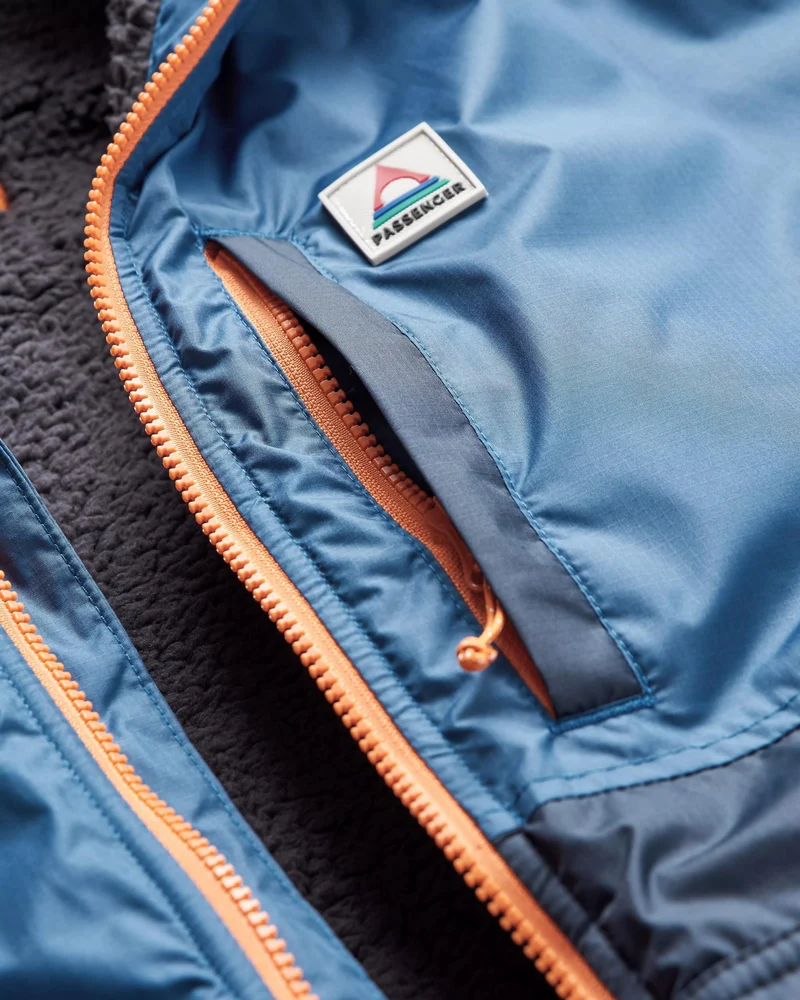 Waves Sherpa Lined Changing Robe - Dunkles Denim / Tiefes Navy