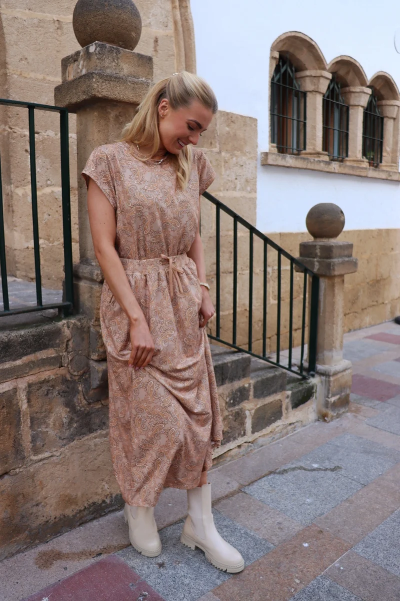 Alma U Tshirt | Sand Paisley | Tshirt fra Liberté