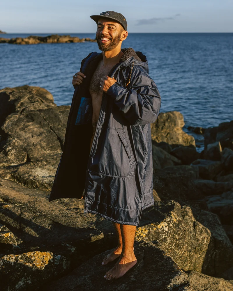 Waves Sherpa Lined Surf-Poncho - Rich Navy