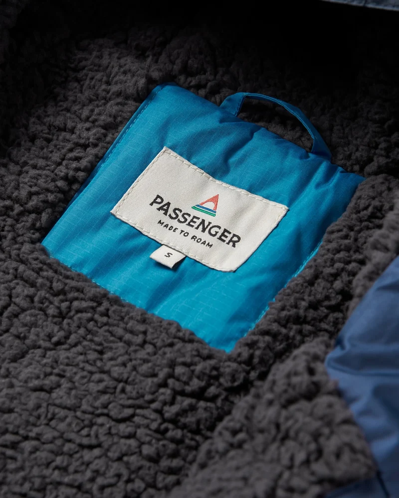 Waves Sherpa Lined Surf-Poncho - Rich Navy