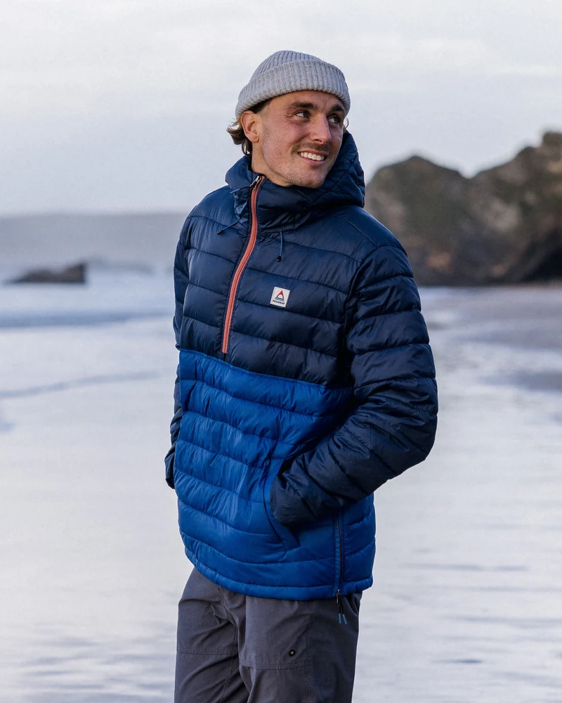Roamer Isolierte Overhead-Jacke - Rich Navy/Cobalt