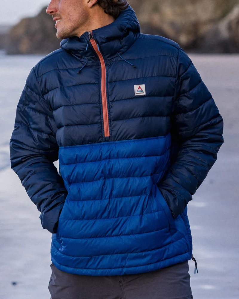 Roamer Isolierte Overhead-Jacke - Rich Navy/Cobalt