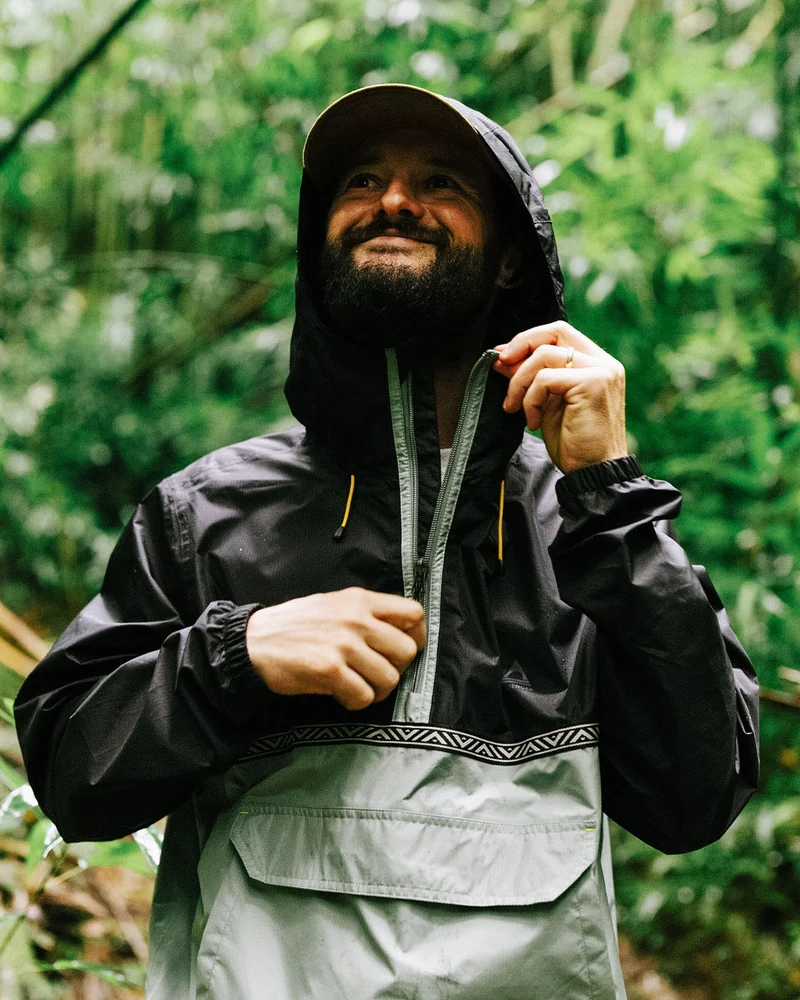 Flow 1/2 Zip wasserabweisende Jacke - True Black/Pistachio