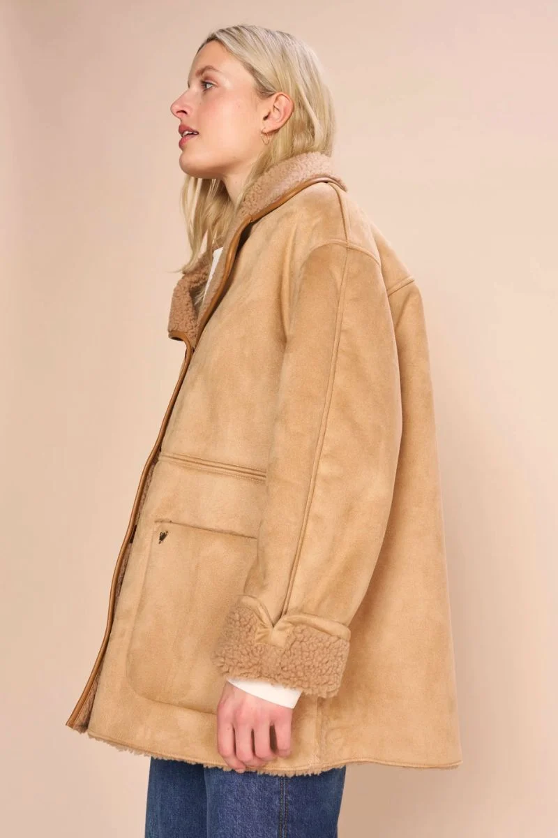 Fiona Faux Shearling Jacket | Light Cognac | Jakke fra Mos Mosh