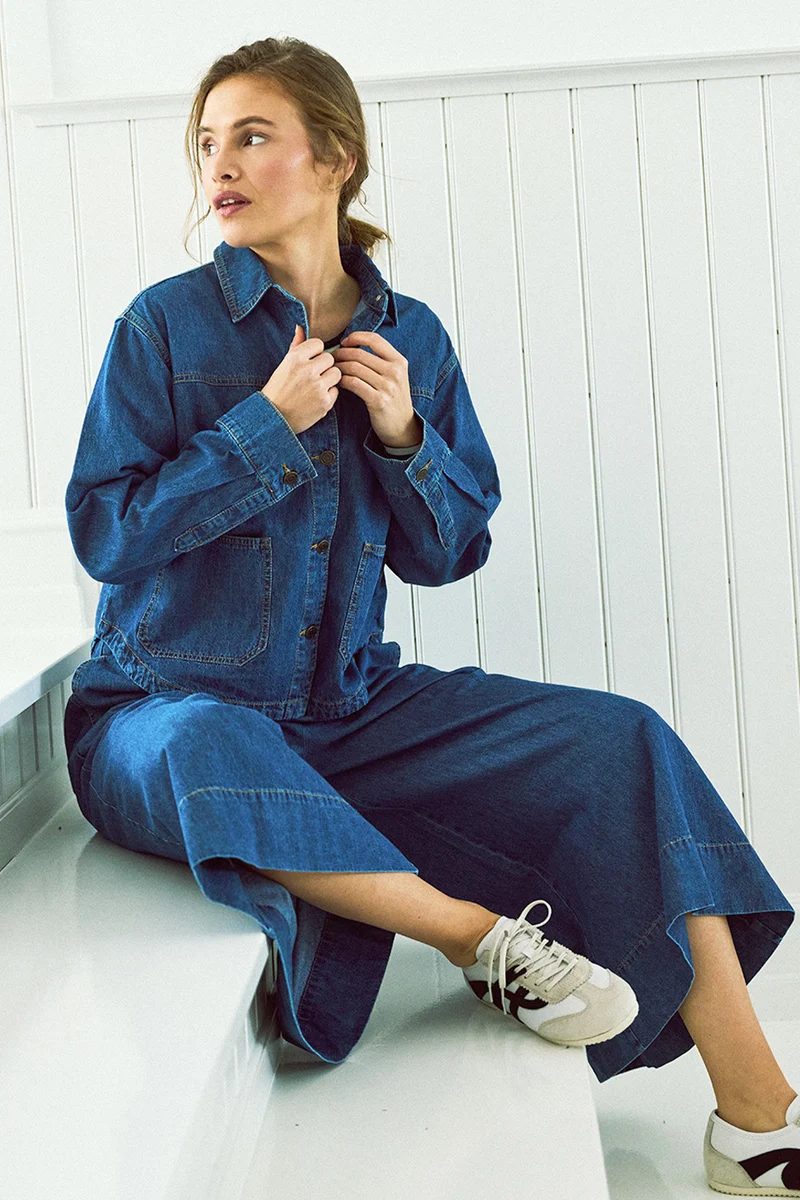 Lisea Jacket 212054 | Medium Blue Denim | Jakke fra Freequent