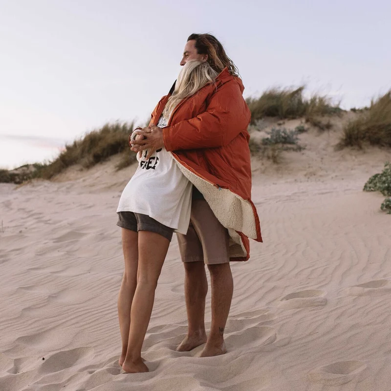 Escapism Sherpa Lined Changing Robe - Rost