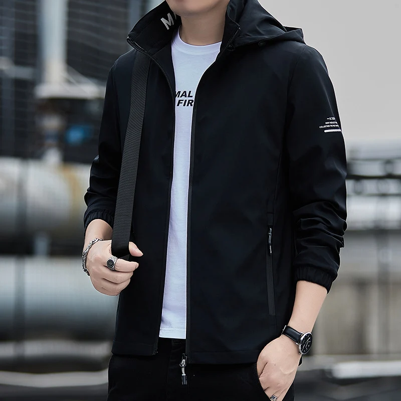 Herren Atmungsaktive Windjacke mit regulierbarer Kapuze Drune