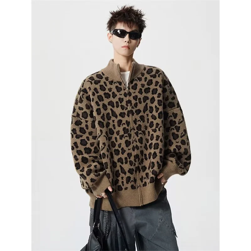 Herren Modische Strickjacke mit Leopardenmuster und hohem Kragen Drune
