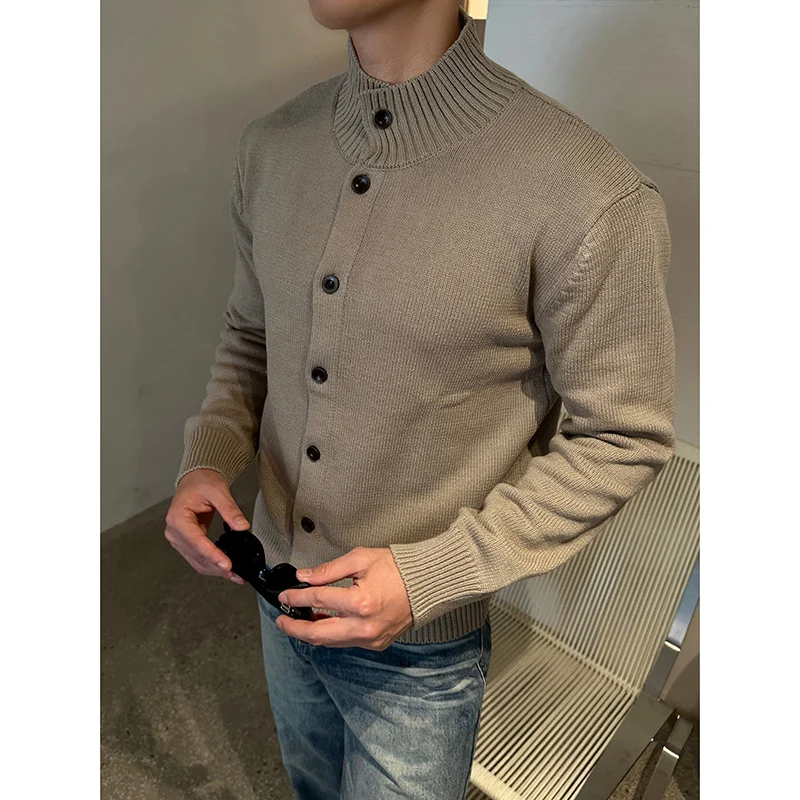 Herren Strickjacke mit Stehkragen und Knopfleiste Drune