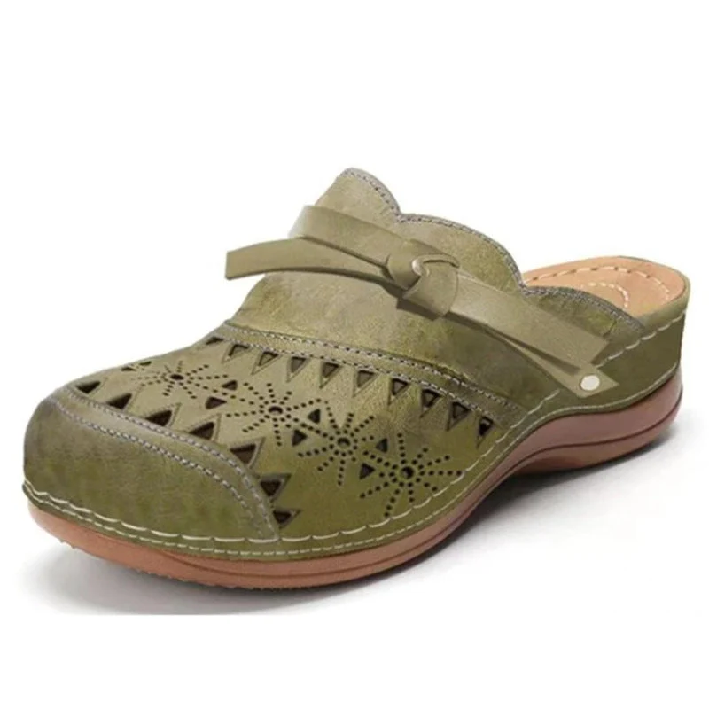 Damen Clogs mit luftiger Perforation und elegantem Riemen Drune