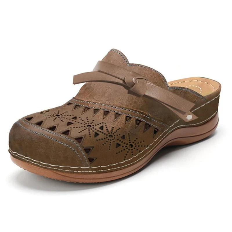 Damen Clogs mit luftiger Perforation und elegantem Riemen Drune