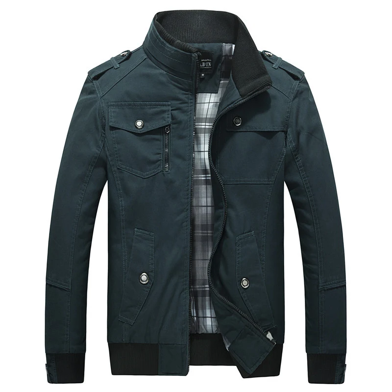 Herren Übergangsjacke im Field‑Stil mit Stehkragen, Epauletten und kariertem Innenfutter Drune