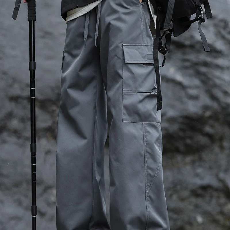 Herren Oversized Outdoor‑Cargohose mit Zugbund, großen Klapp‑ und Utility‑Taschen Drune