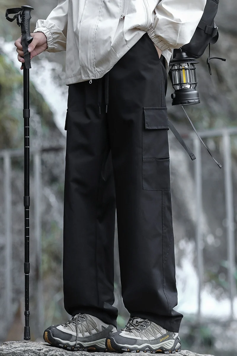 Herren Oversized Outdoor‑Cargohose mit Zugbund, großen Klapp‑ und Utility‑Taschen Drune