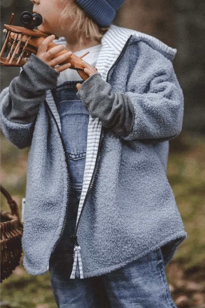 Oversizejacke Kinder Teddyfell Hellblau mit Streifen