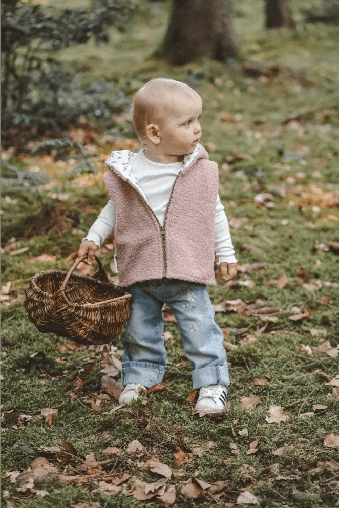 Teddyweste Kinder Rosa mit Feldblumen