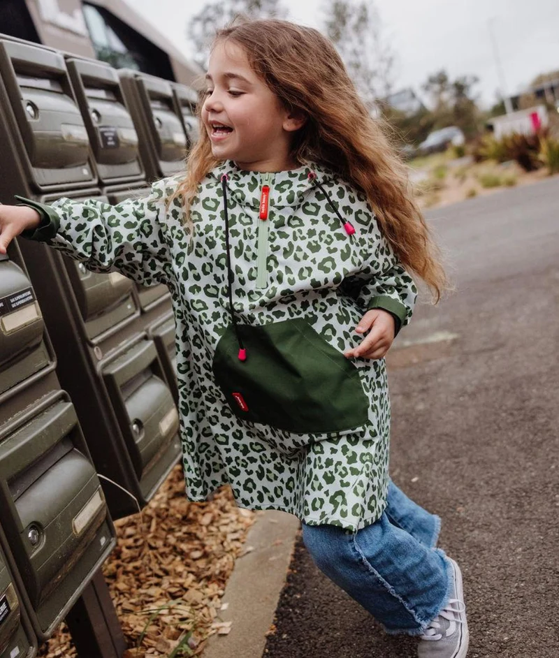 Regenponcho Green Leopard