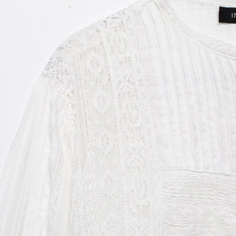 Damen Romantische Spitzenbluse mit Plisseefront, Spitzenpanelen und Ballonärmeln Drune