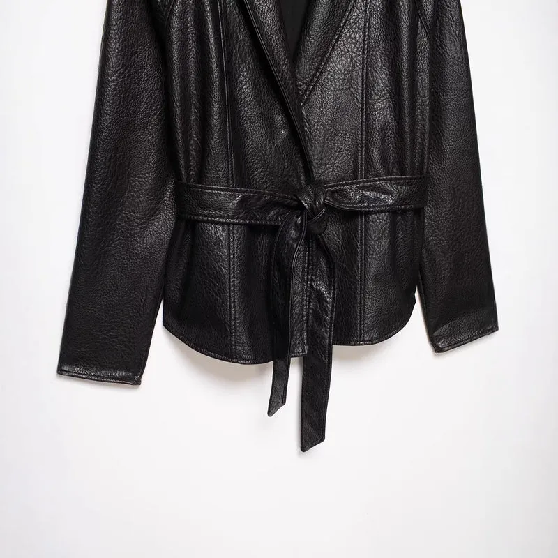 Damen Lederjacke in Lederoptik mit Bindegürtel und Schalkragen Drune