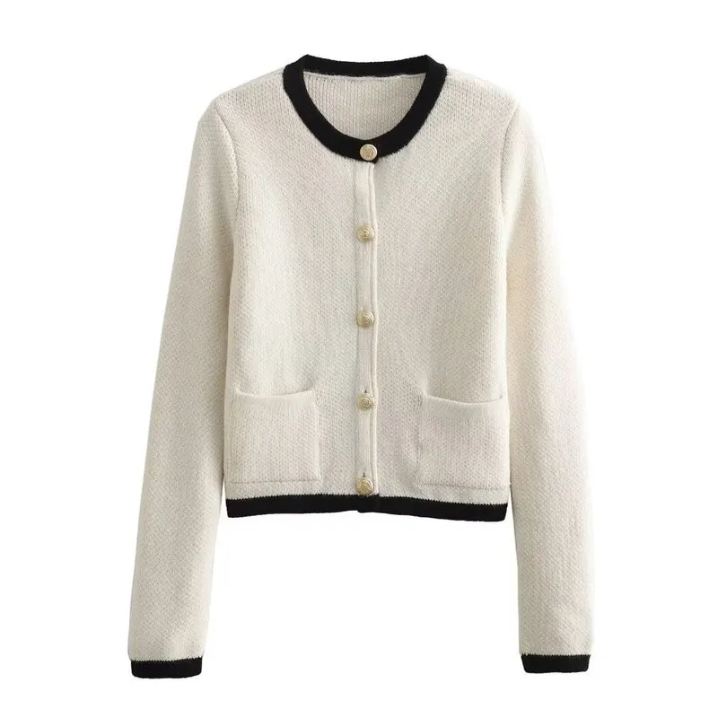 Damen Kurzgeschnittener Bouclé-Cardigan mit Rundhals, Pattentaschen und Münzknöpfen Drune