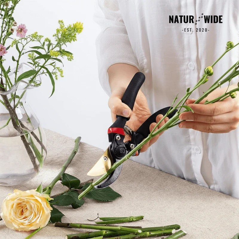 Professional Bypass Pruning Shears 8.5 Inch – Sharp & Ergonomic