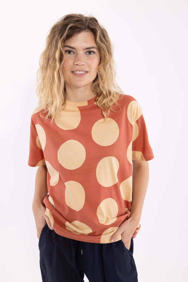 Danebasic Boxy Tee Aragon/Nougat MEGADOTS