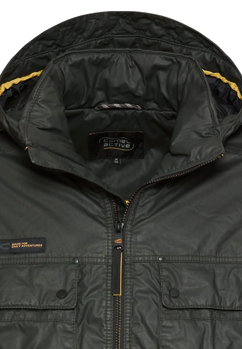 Winterjacke aus gewachster Baumwolle