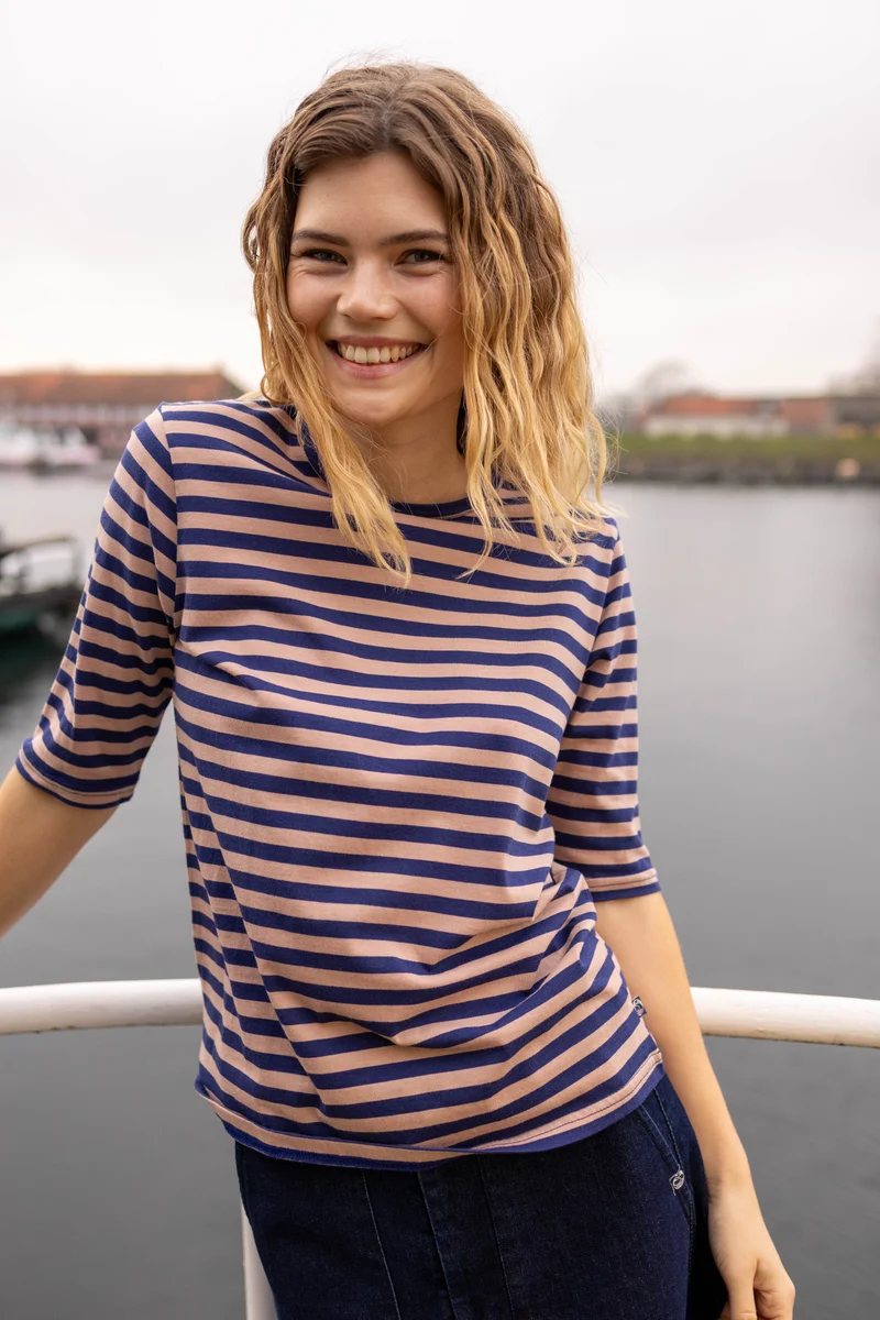 Danemanna Modal Tee Quail/Dark Blue