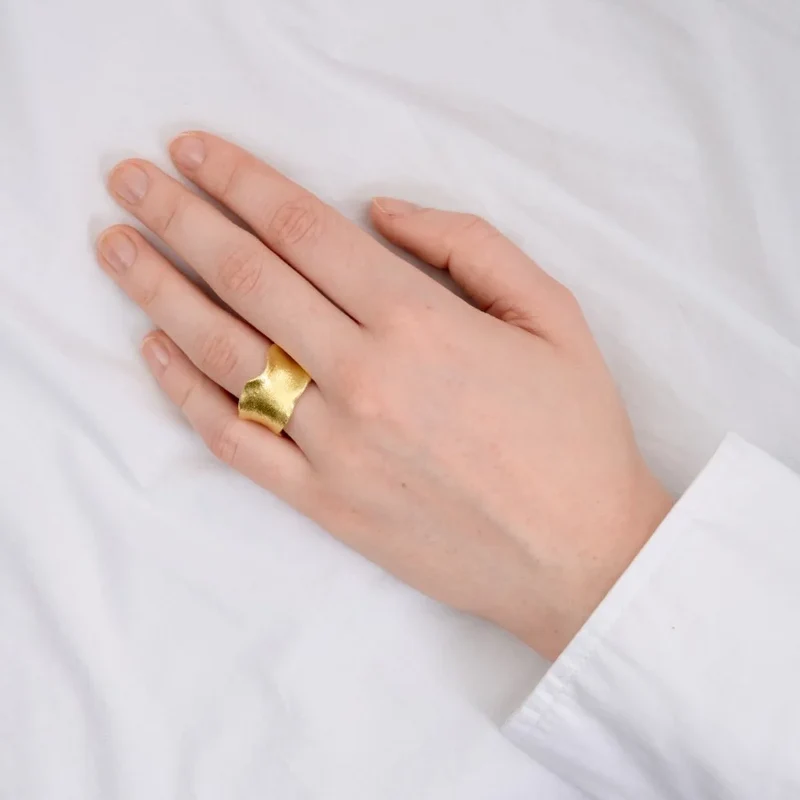 Wide Ring Gold