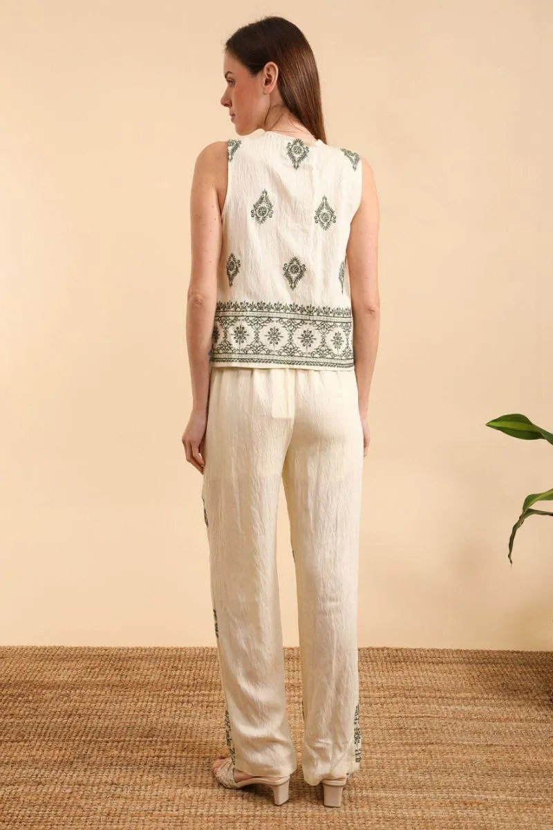 Embroidery Top | Beige | Top fra Atelier C