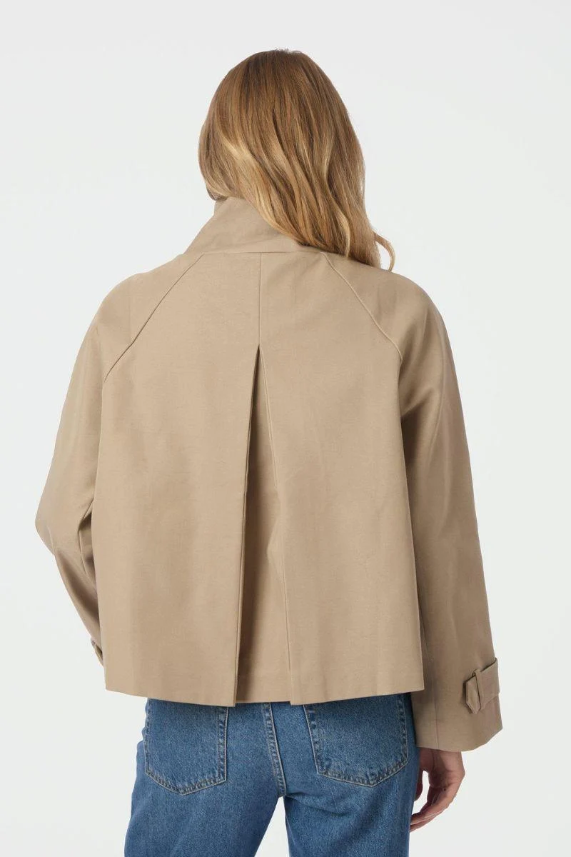 Ezera Jacket | Sand | Jakke fra Neo Noir