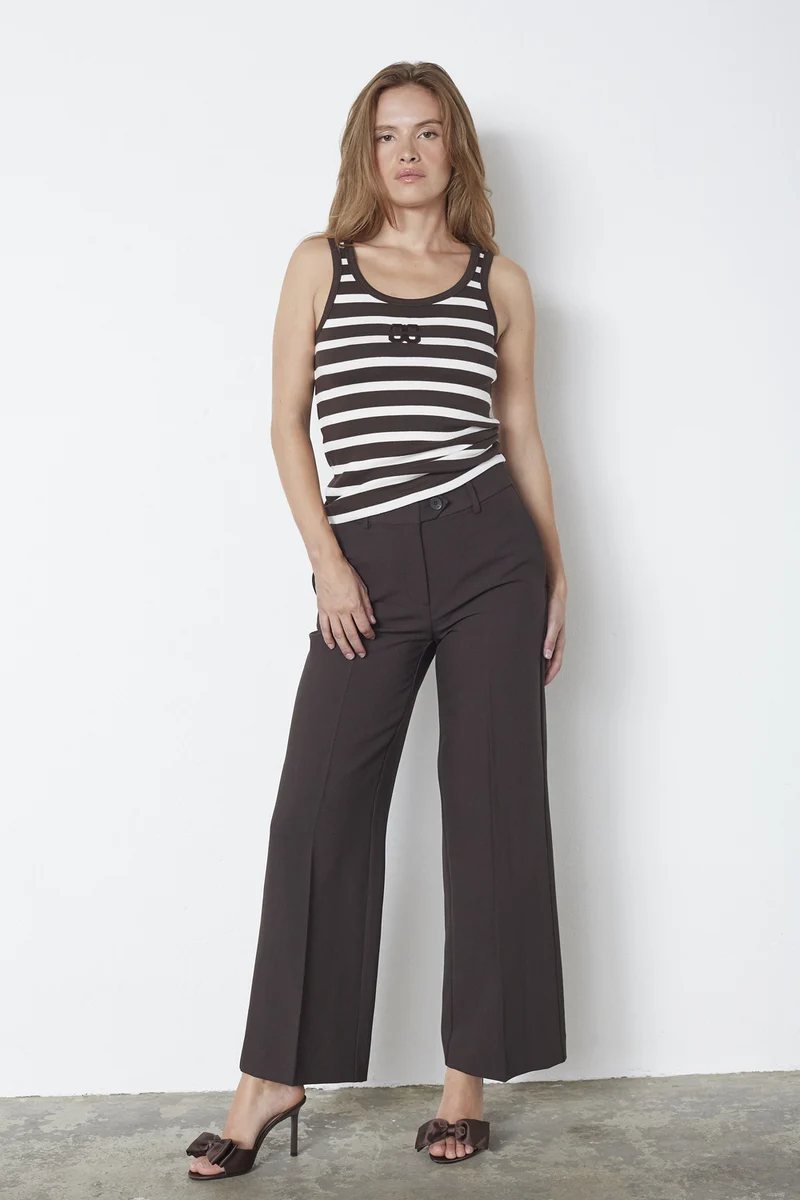 Granny Rib Emb. Tank Top 33207 | OffWhite/DarkBrown | Top fra Co'couture