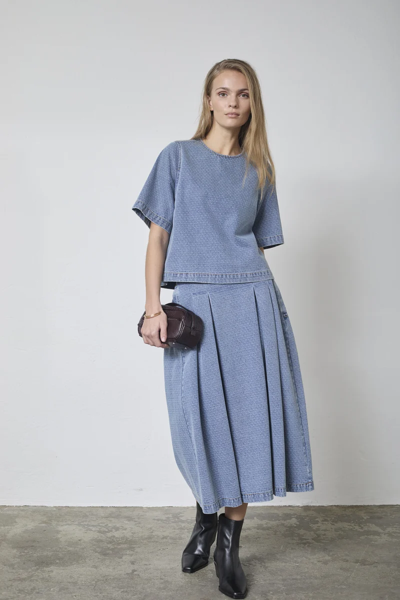 Lova Denim SS Blouse 45080 | Denim blue | Top fra Co'couture