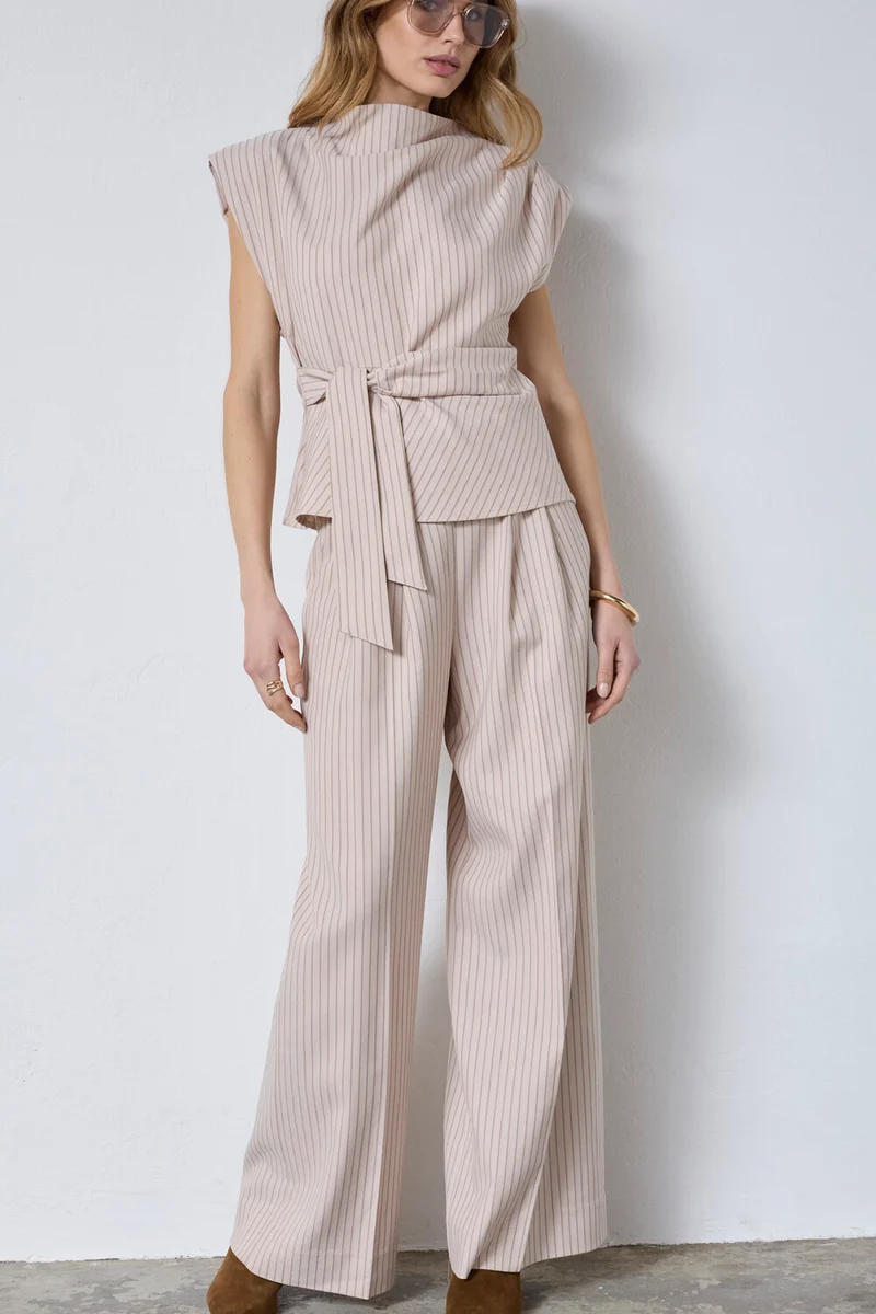 Salvie Pleat Top 45068 | Bone | Top fra Co'couture