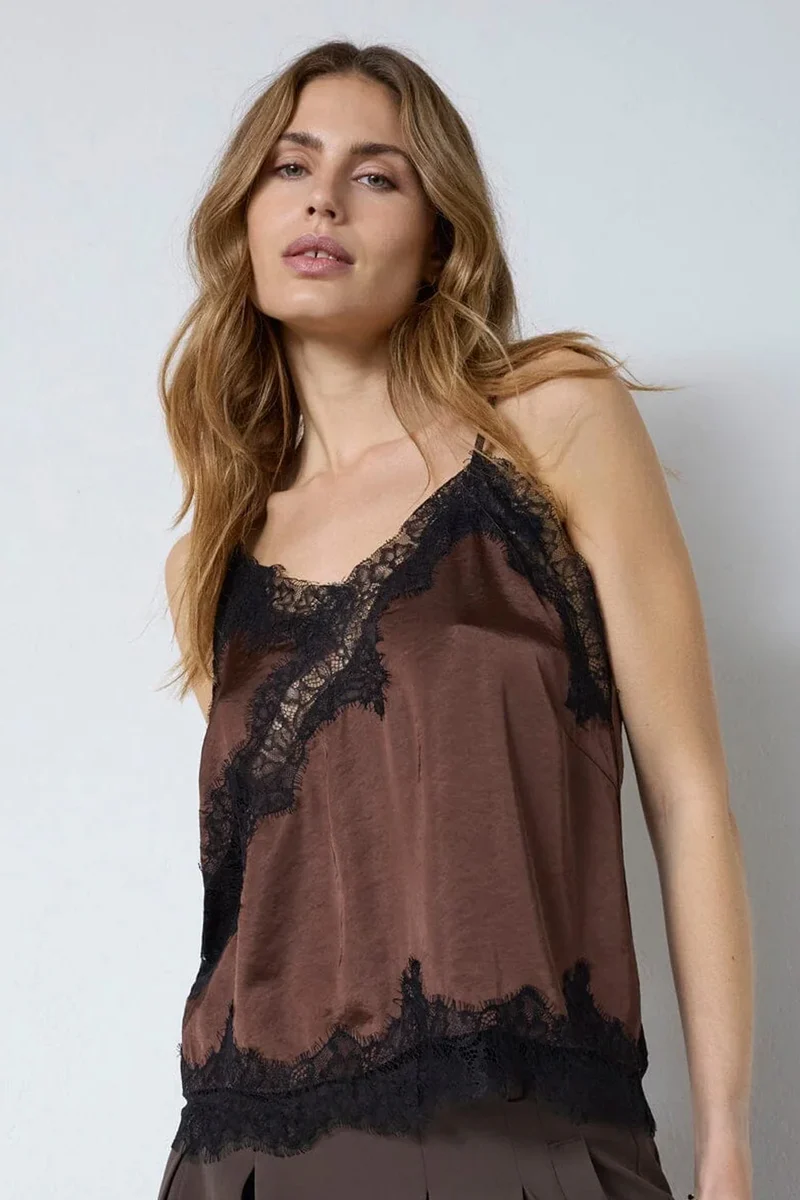 Idun Lace Top 45166 | Dark Brown | Top fra Co'couture