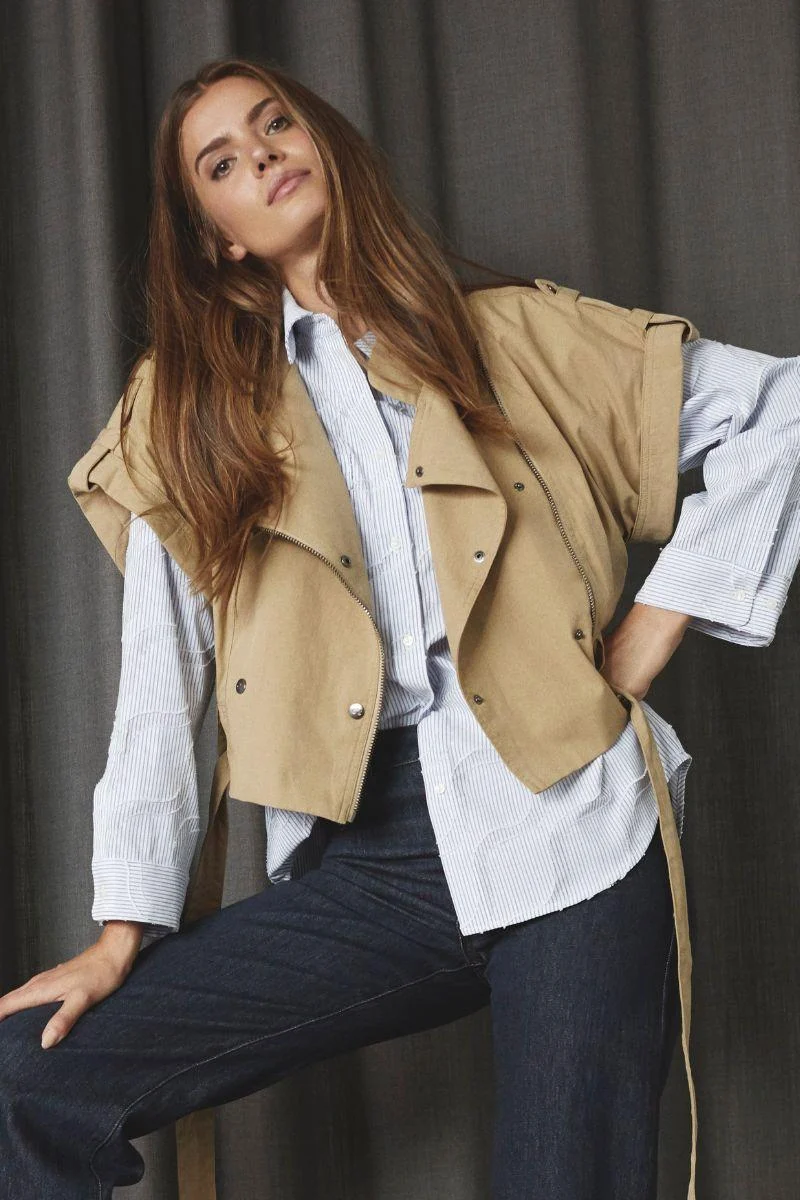 Kesha Cargo Vest 40015 | Sand | Jakke fra Co'couture