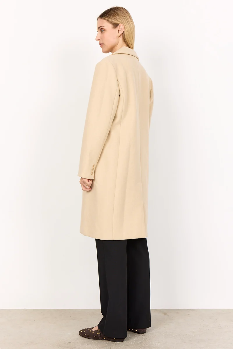 Theo Wool Coat | Sand | Frakke fra French Laundry