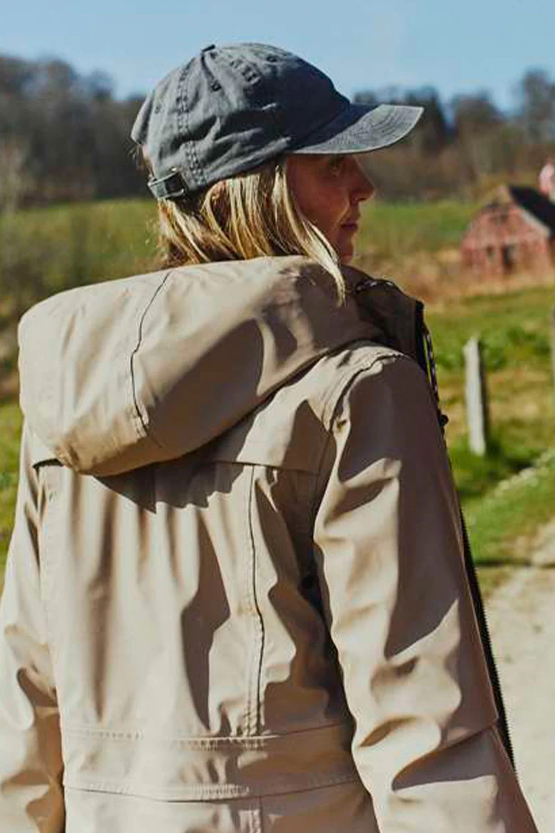 Rain Jacket | Desert Taupe | Regnfrakke fra Freequent