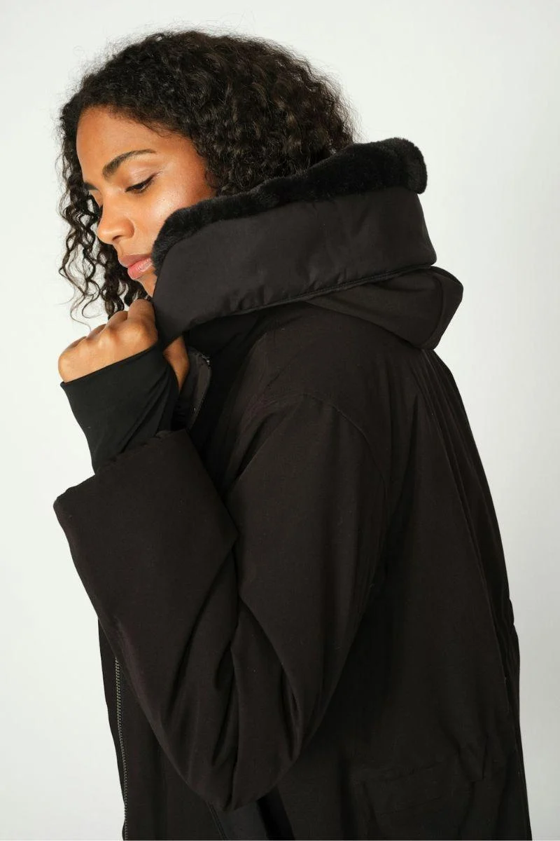 Lissa Bora Coat | Black | Jakke fra Mos Mosh